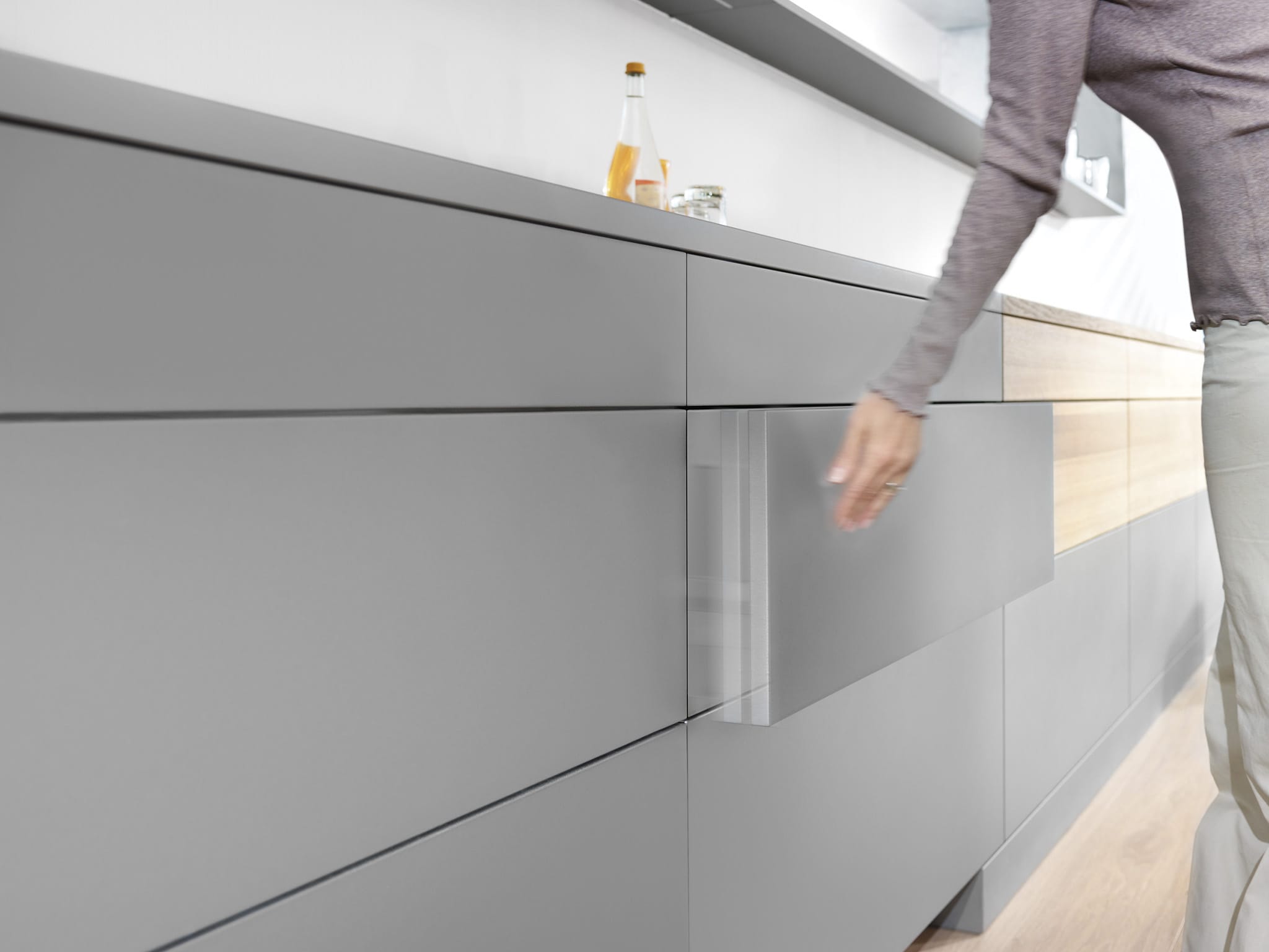 AVENTOS HKXS Assembly and installation Blum