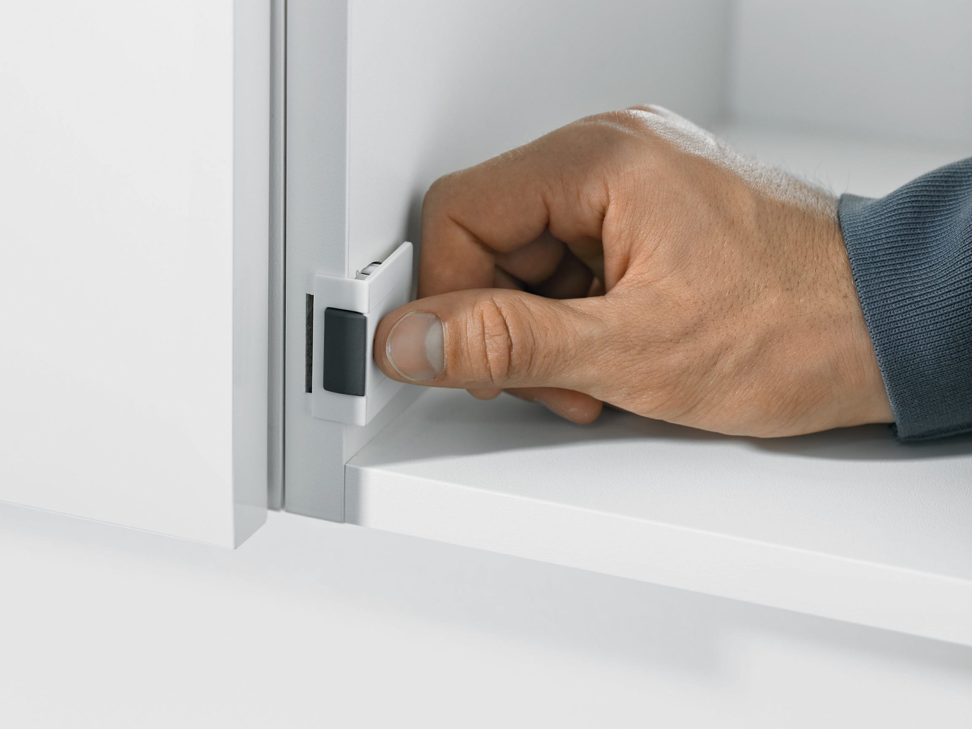 SERVODRIVE for AVENTOS Blum