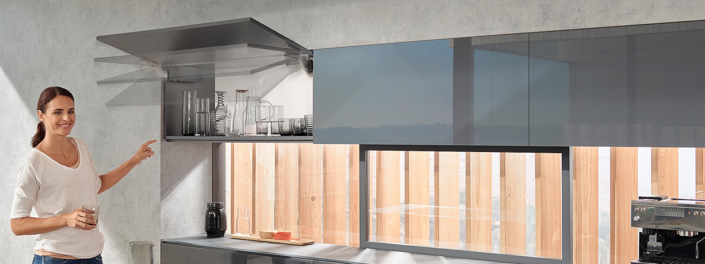 KLA0437_AA_FOT_FO_BAU_#SALL_#APR6I_#V1