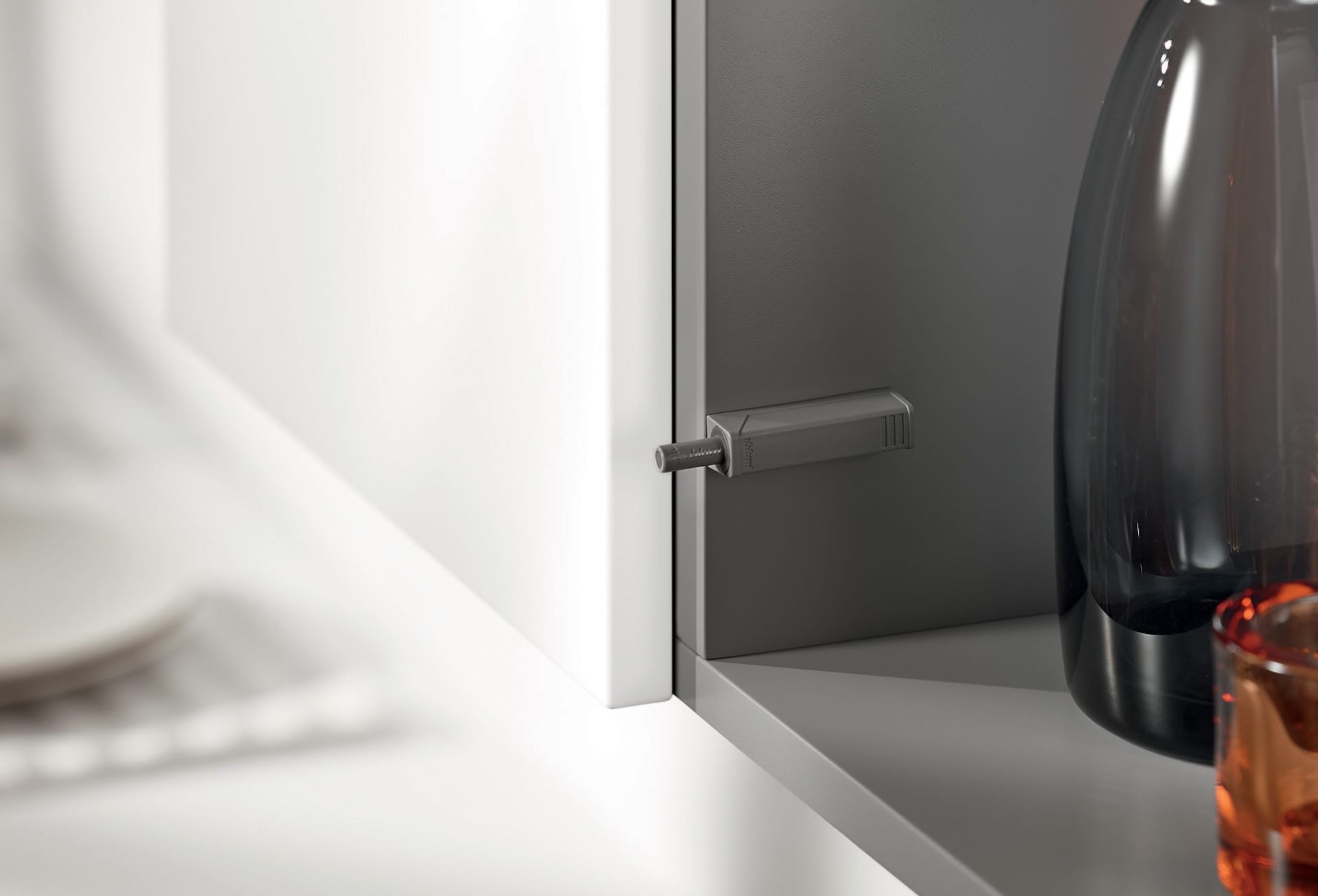 tip on for doors at a glance blum
