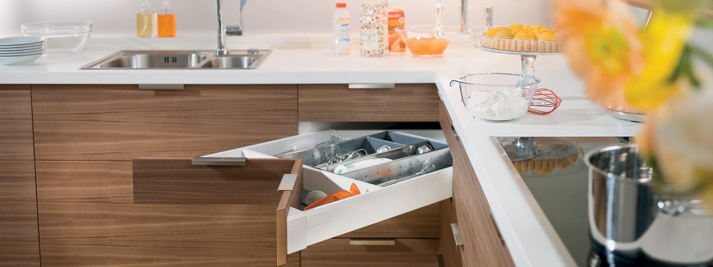 SPACE CORNER | Blum