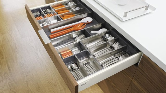 Blum_BOX1083_AA_FOT_FO_BAU_#SALL_#AOF4_#V1