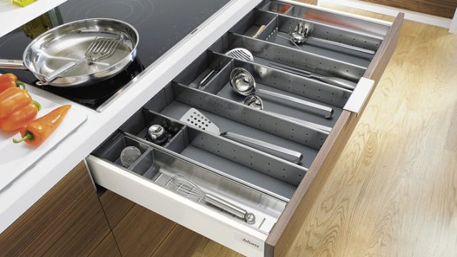 Blum_BOX1099_AA_FOT_FO_BAU_#SALL_#AOF4_#V1
