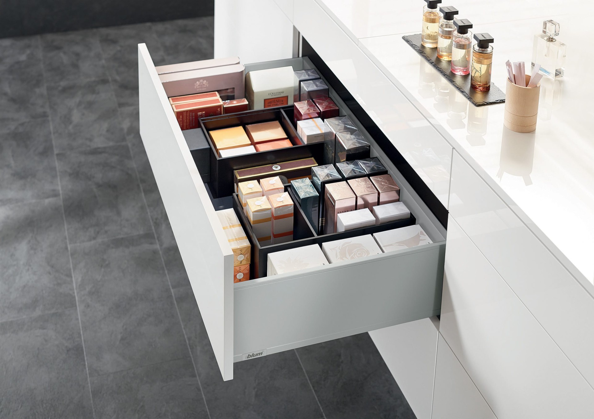 LEGRABOX | Blum