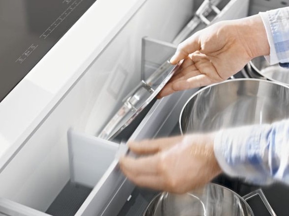Blum_ORG0250_AA_FOT_FO_BAU_#SALL_#AOF4_#V1