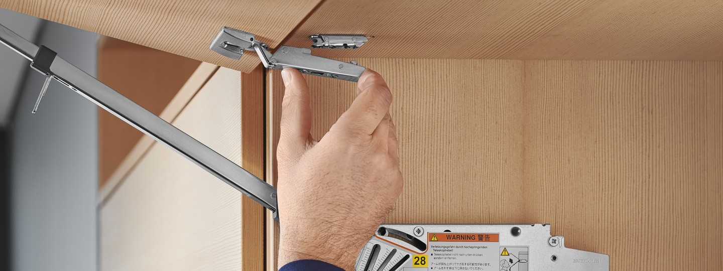 AVENTOS HF assembly and installation | Blum