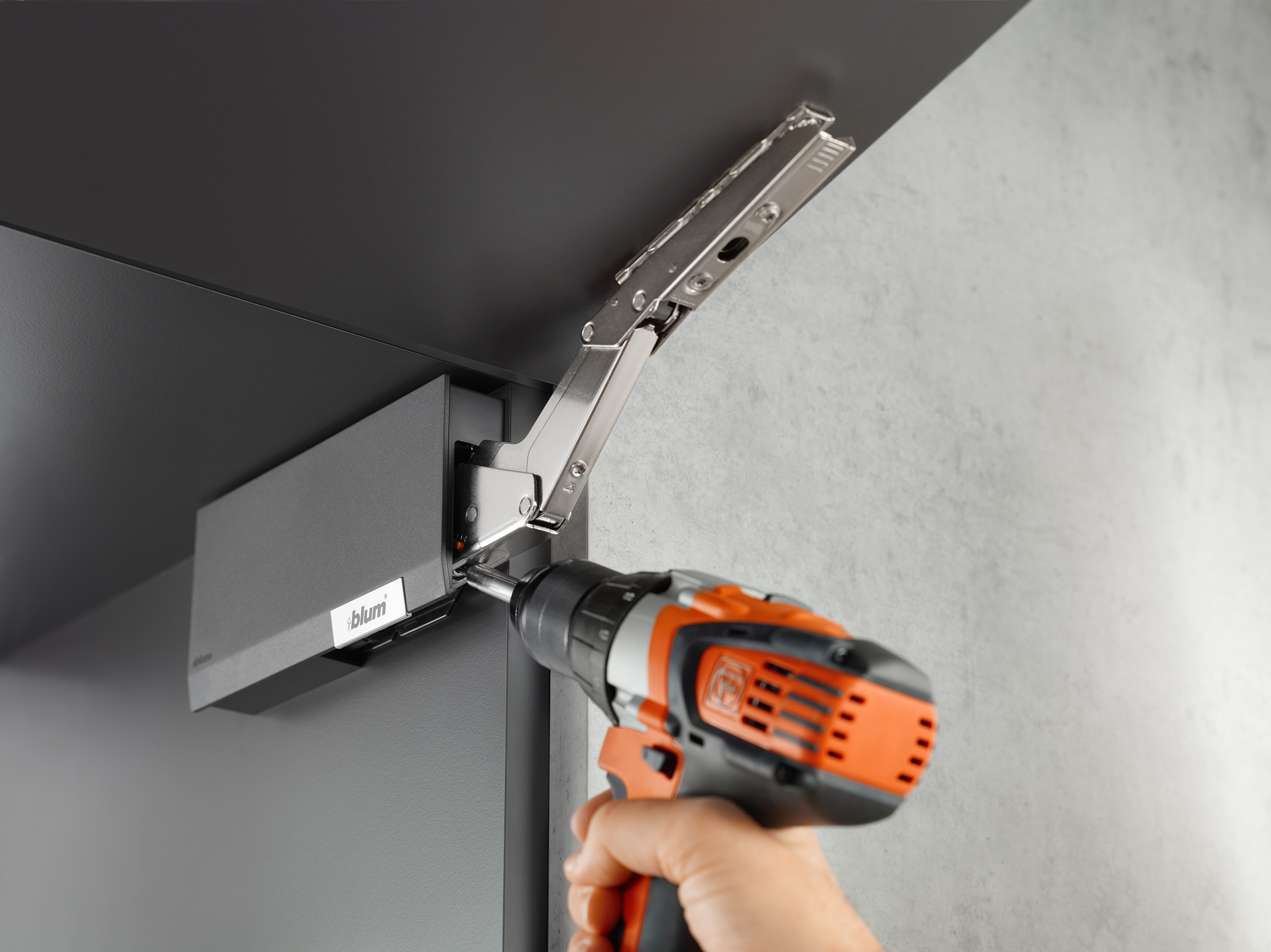 AVENTOS HK top assembly and installation Blum