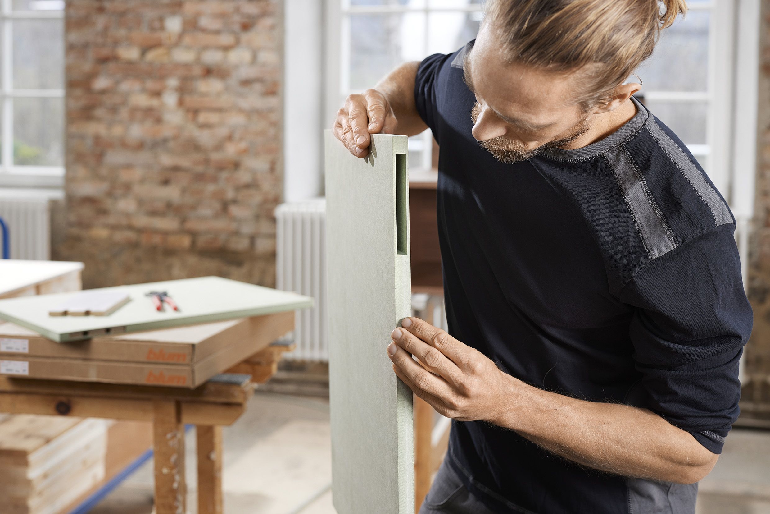 AVENTOS HKi assembly & installation | Blum