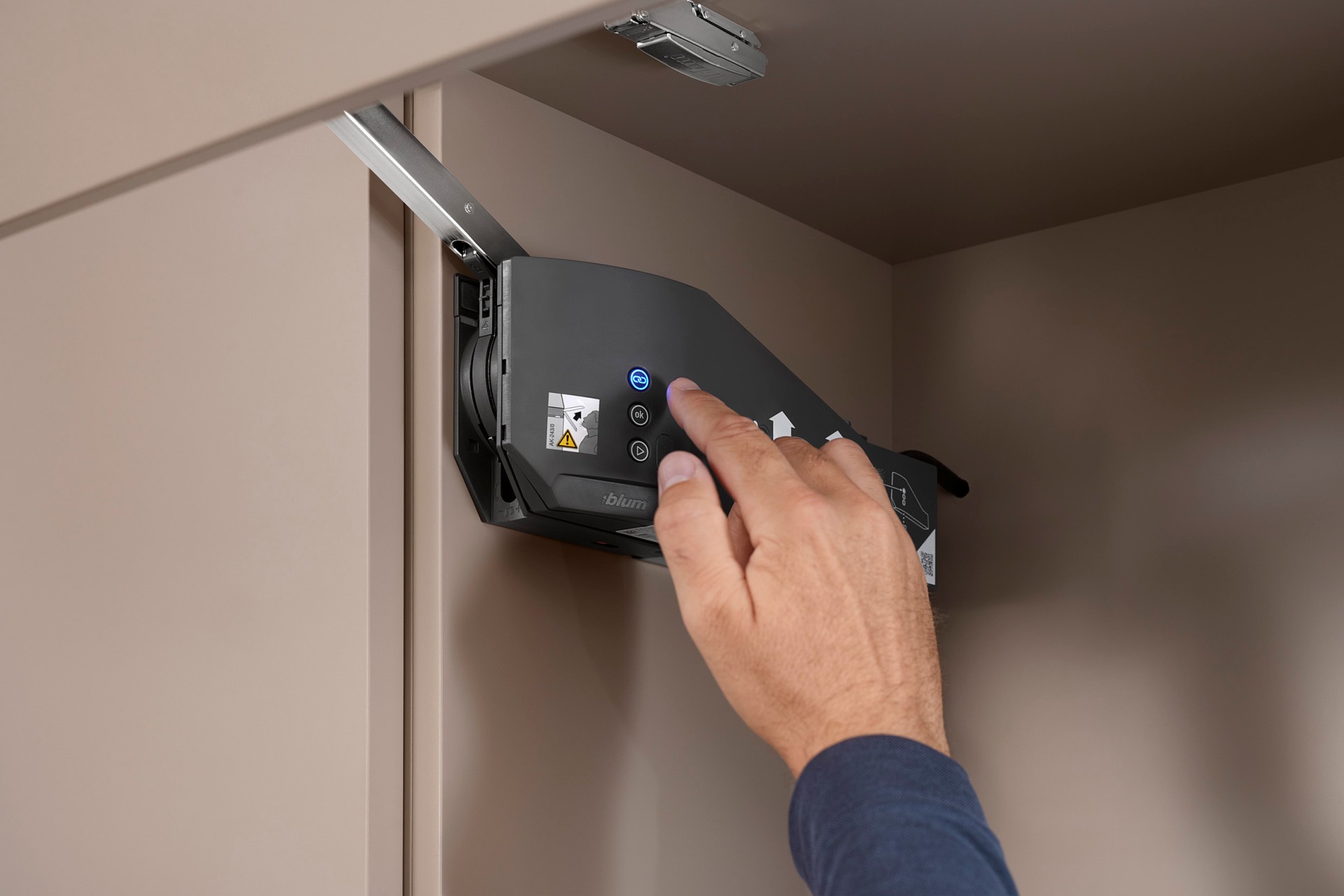 SERVODRIVE for AVENTOS Blum