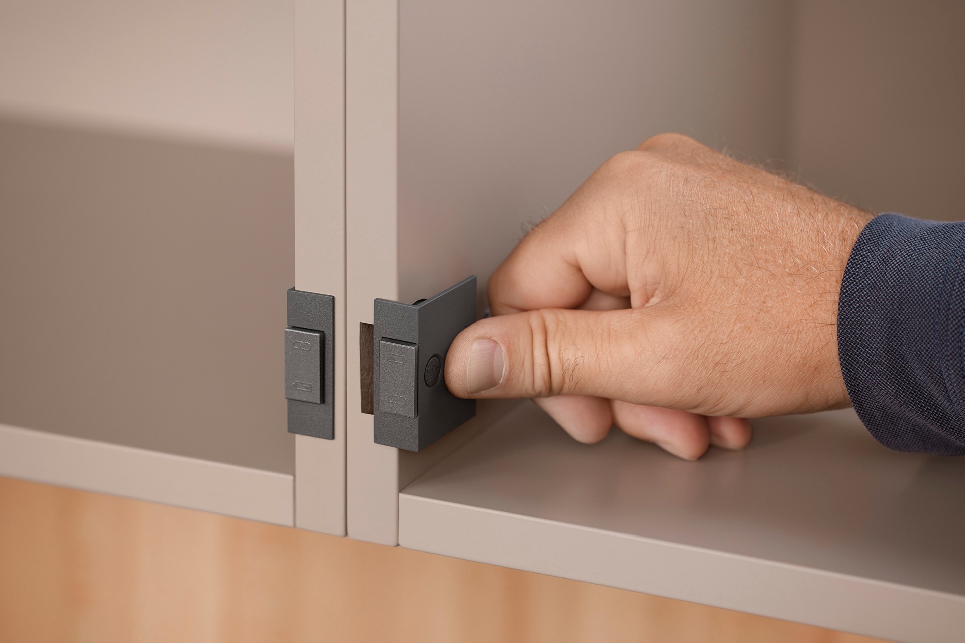 SERVODRIVE for AVENTOS Blum