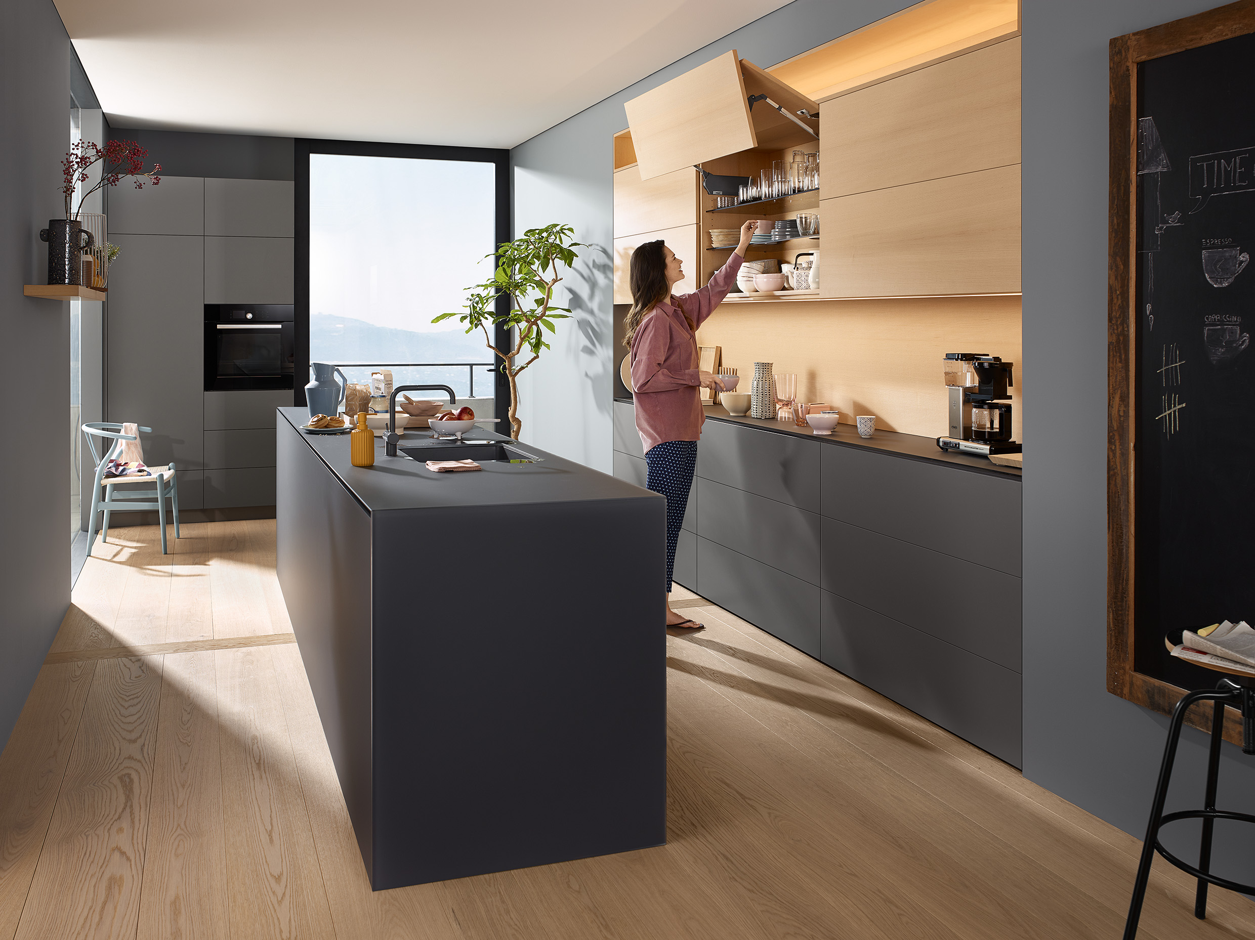 Aventos 爱翻 上翻门系列 Blum
