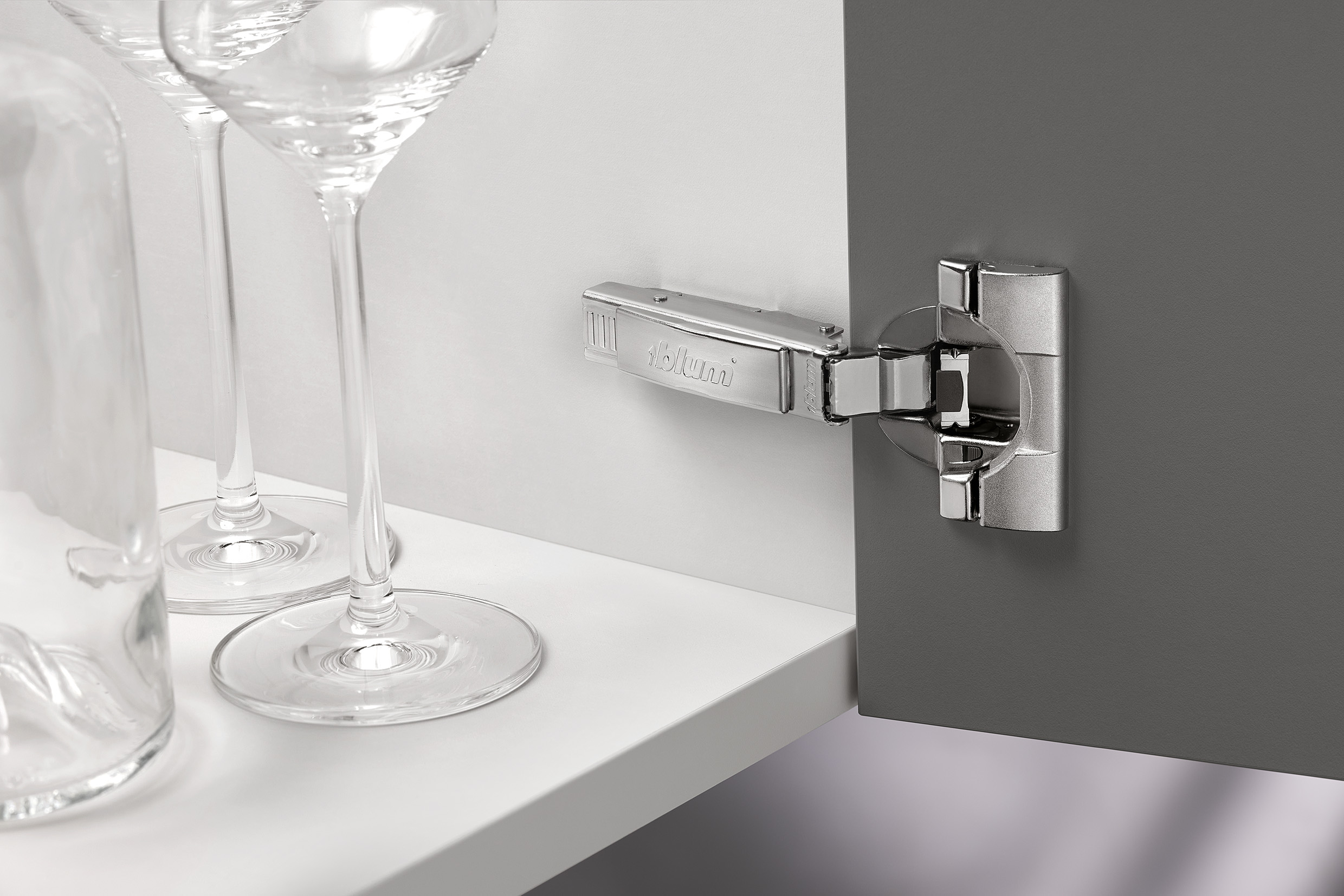 Поворотный подъемник blum aventos hk. Blum trade. Blum trade. Blum trade. Подъемники blum hk top.