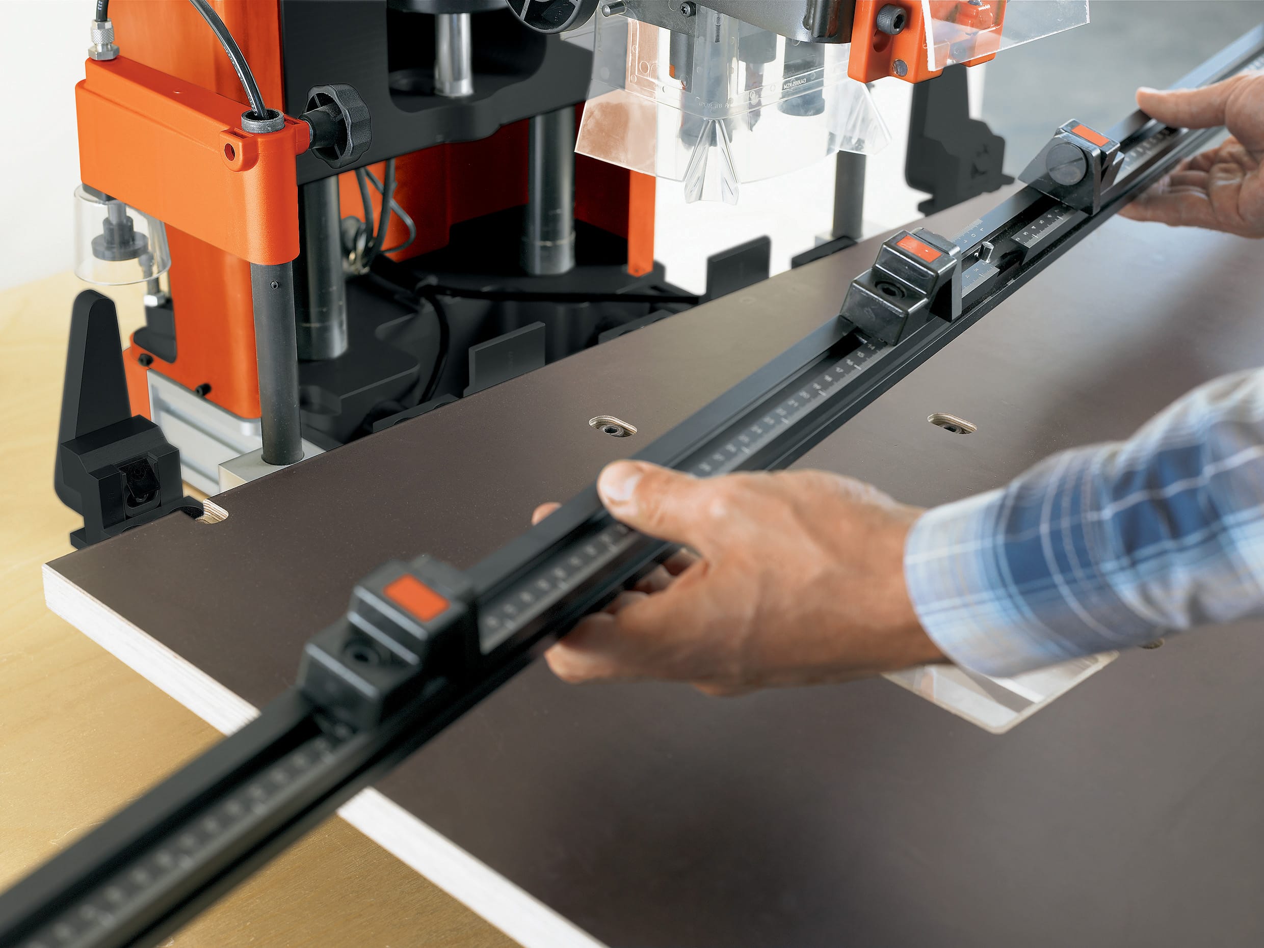 Drilling and insertion machines Blum