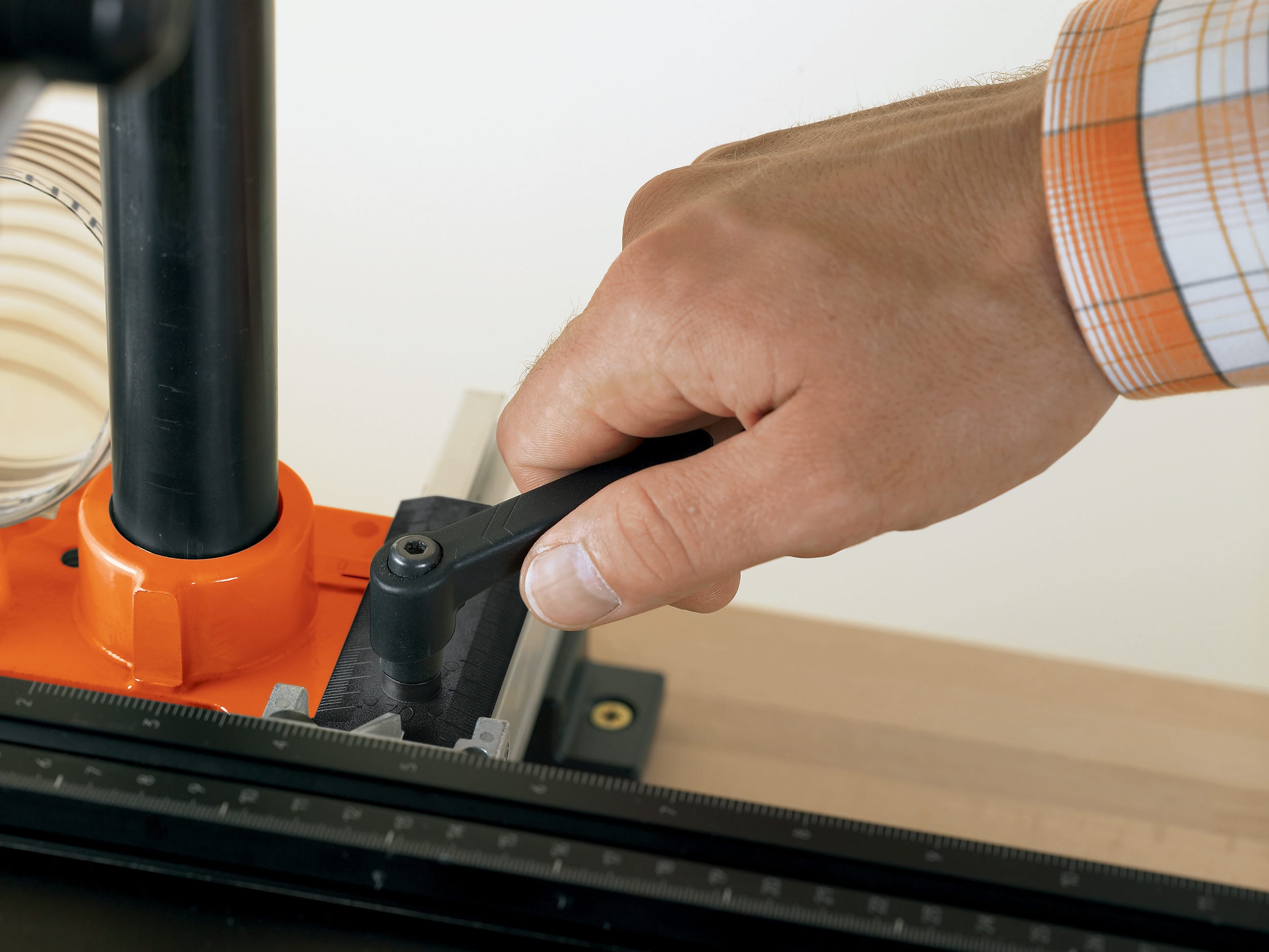 Boring and insertion machines Blum