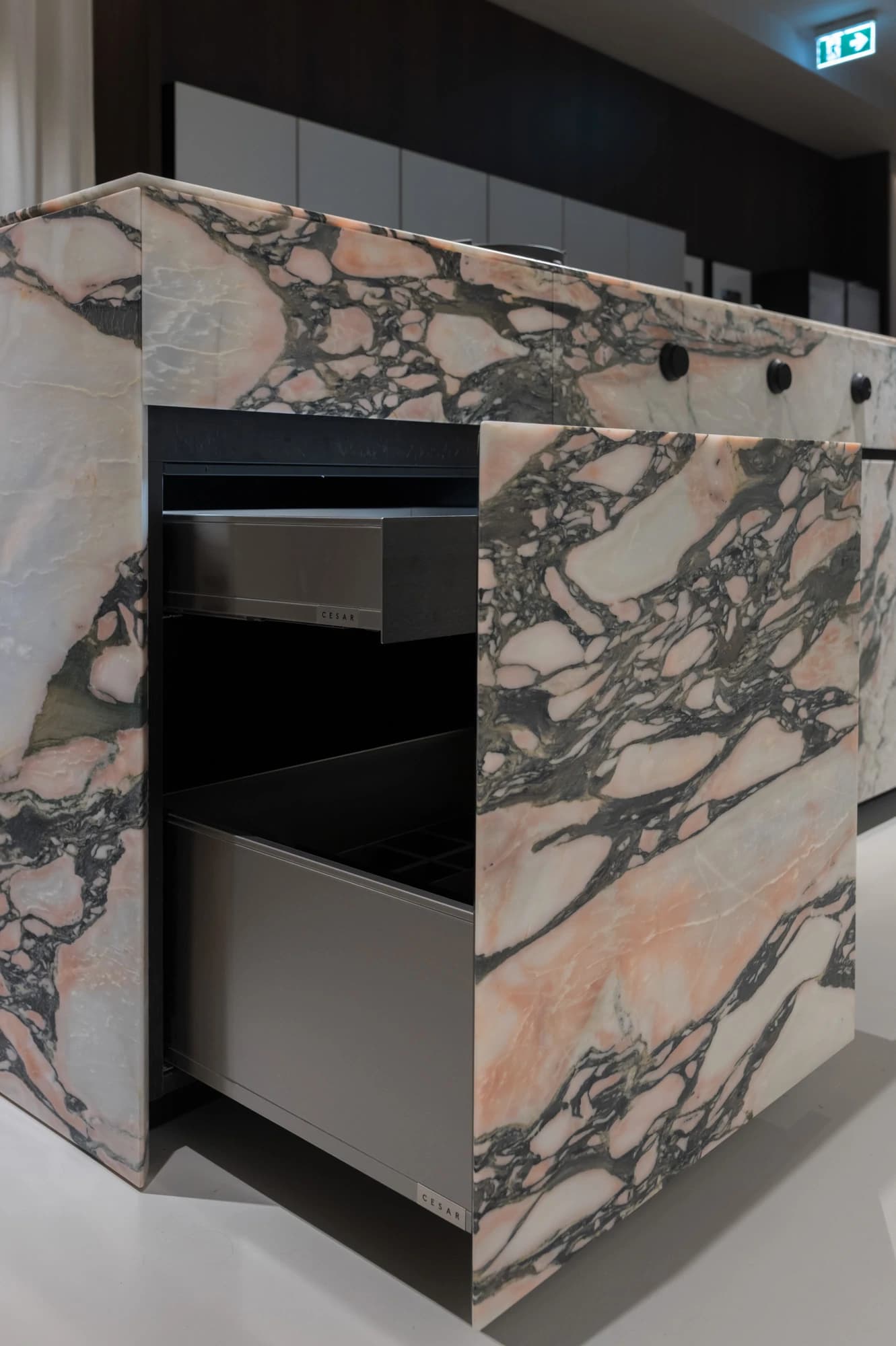 Implemented with LEGRABOX Seen at Cesar