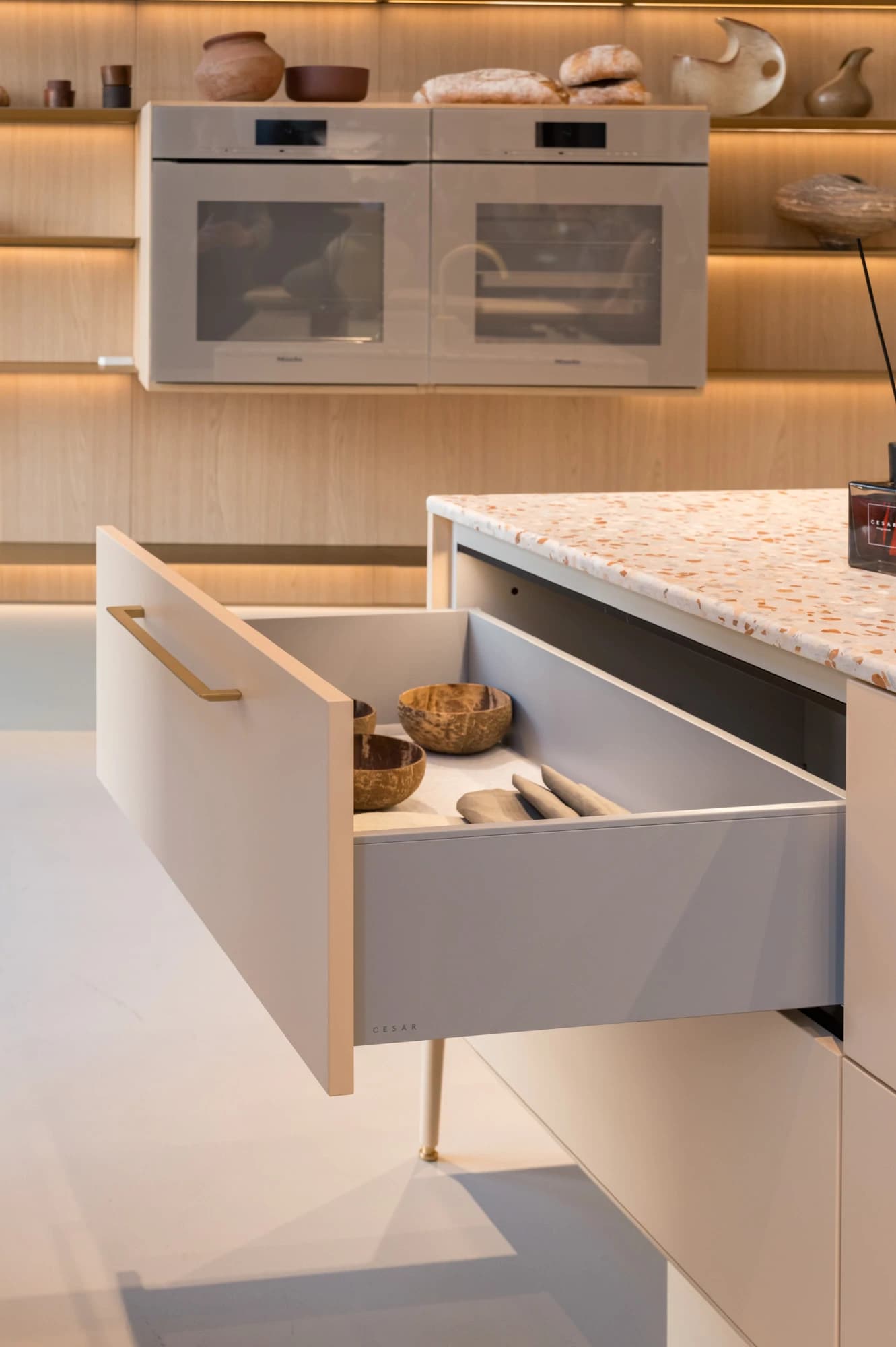 Implemented with LEGRABOX Seen at Cesar