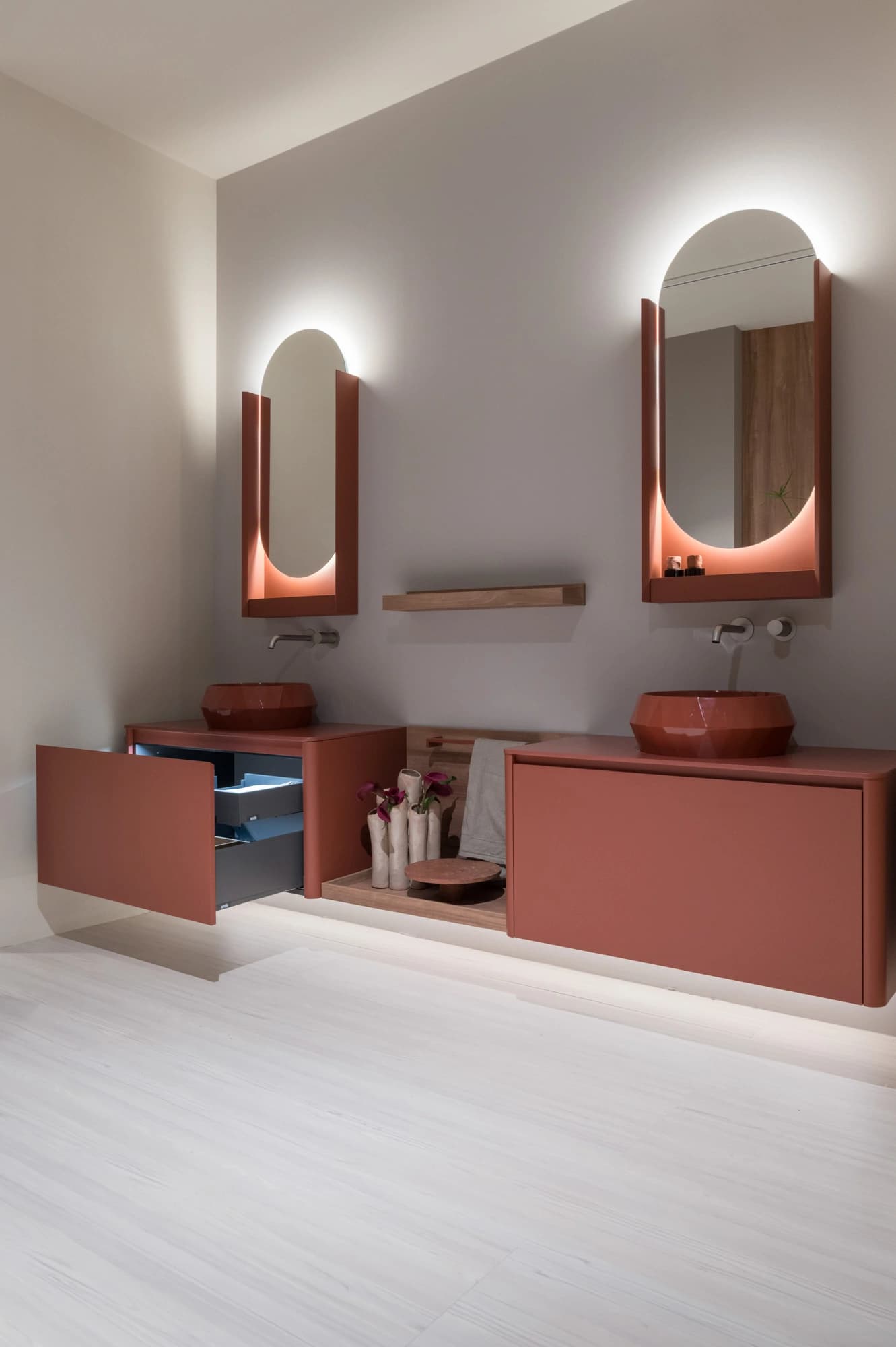 Implemented with LEGRABOX Seen at NOVELLO