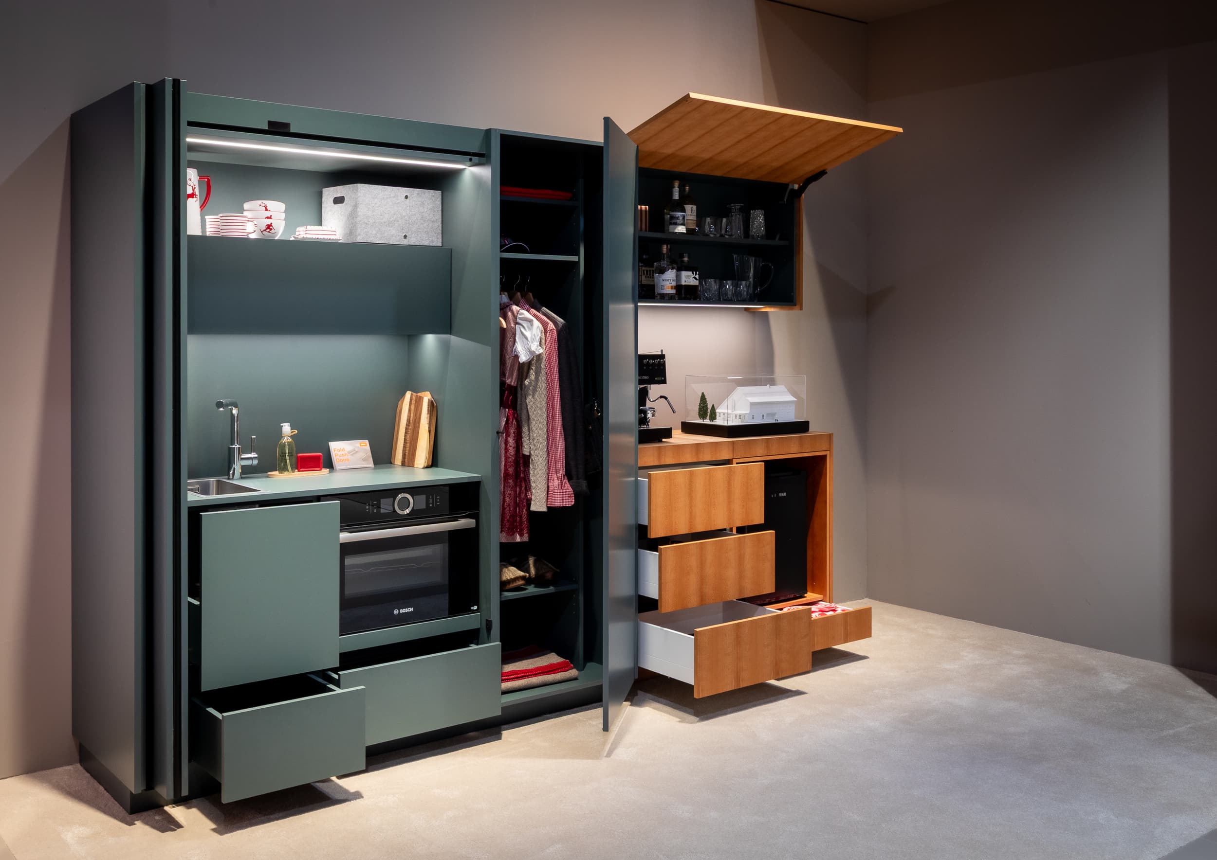 overview-page.interzum25.image-portrait-al