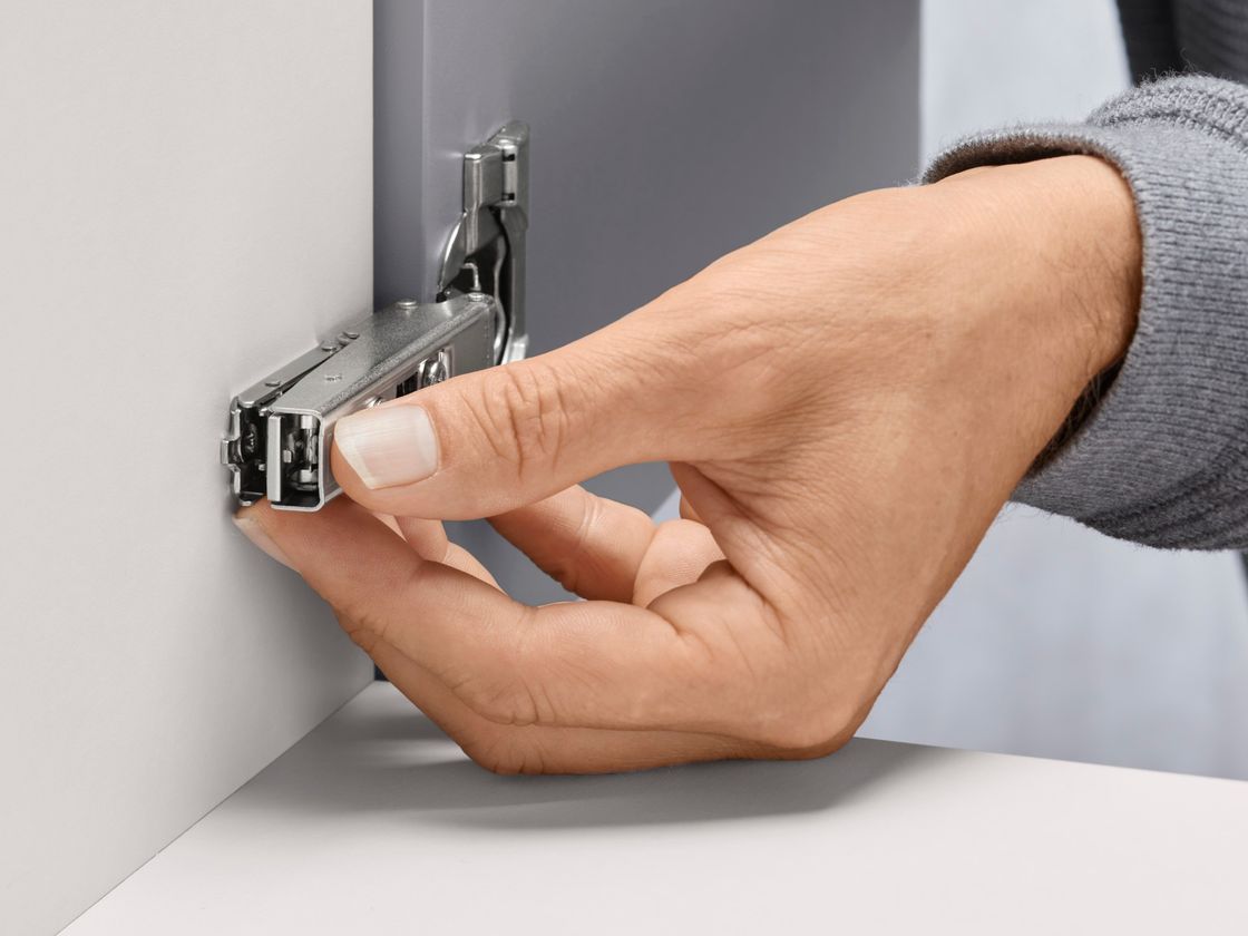 Мебельная петля Blum CLIP top