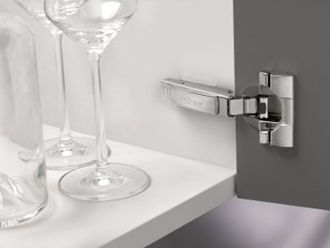 Мебельная петля Blum CLIP top BLUMOTION