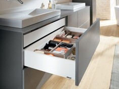 Ящик LEGRABOX в кухонной мебели