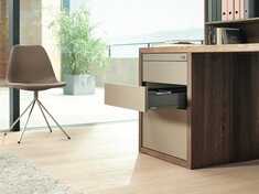 Центральный замок CABLOXX от Blum обеспечивает дополнительную защиту высококачественной мебели