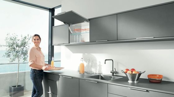 AVRNTOS HK-XS подходит не только для использования в шкафу-колонке, но и в небольших верхних шкафах