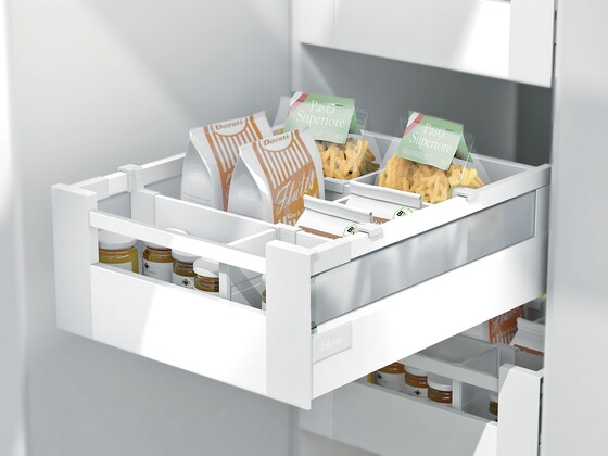 Шафа для зберігання SPACE TOWER: внутрішня шухляда TANDEMBOX antaro з вставкою, релінгом та органайзерами