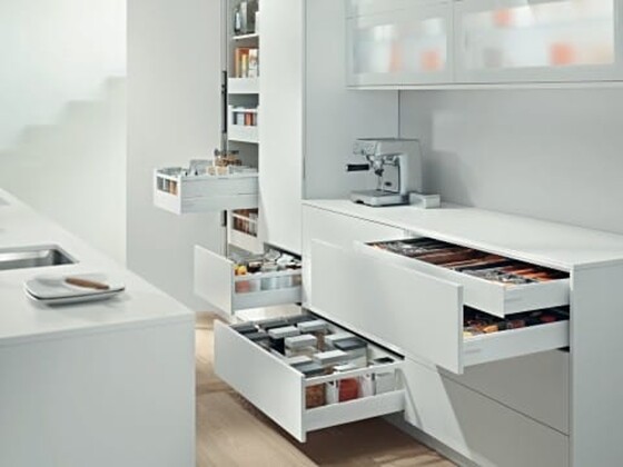 Шухляди TANDEMBOX anataro варіанти використання на кухні