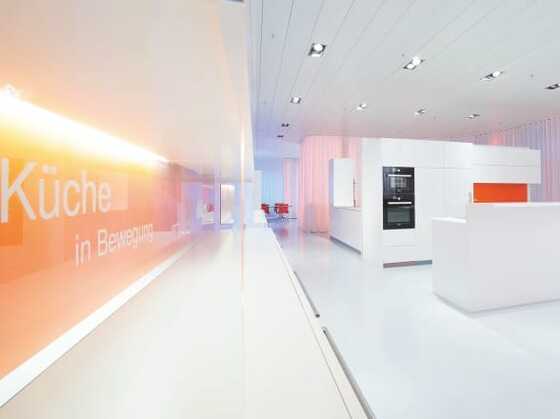 Produkte von Blum im Schauraum live erleben