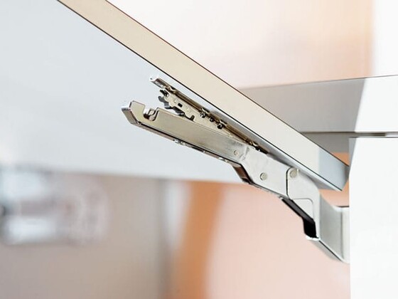 Подъемник АВЕНТОС – простой и удобный монтаж благодаря мехнизму CLIP