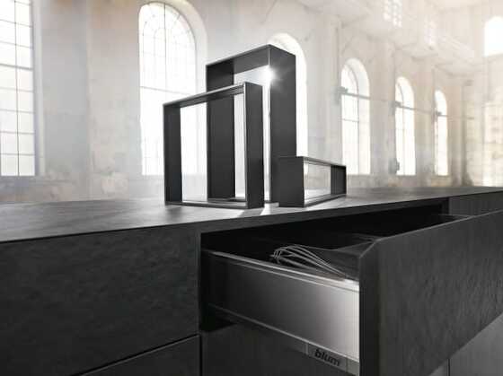 Внутрішні розділювачі AMBIA-LINE для шухляд LEGRABOX: елегантний дизайн, ідеальний порядок та індивідуальний підхід 