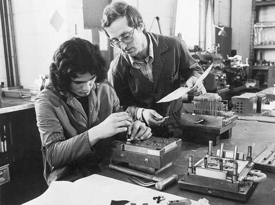 Blum startet Lehrlingsausbildung in Österreich 1970