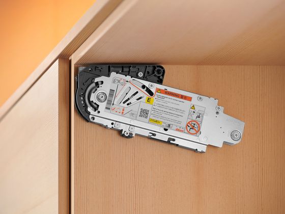 Réservoir de force de la porte relevable AVENTOS HS Blum