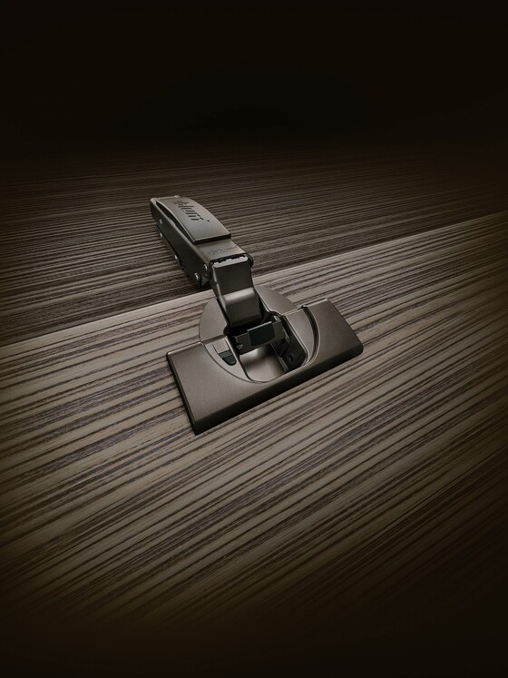 Charnière CLIP top BLUMOTION de Blum en Noir onyx