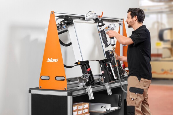 BOXFIX Р це простий монтаж, тому складати шухляди LEGRABOX і TANDEMBOX стало швидко та зручно