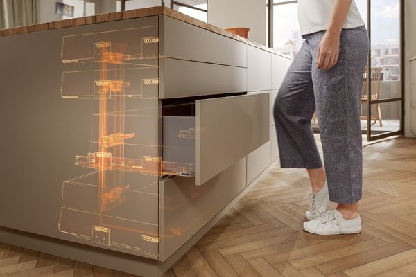 SERVO-DRIVE от Blum для систем выдвижения и систем направляющих