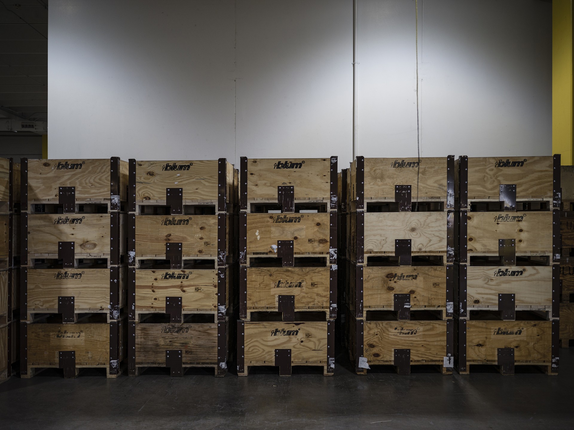 Blum Customer Service & Logistics Blum